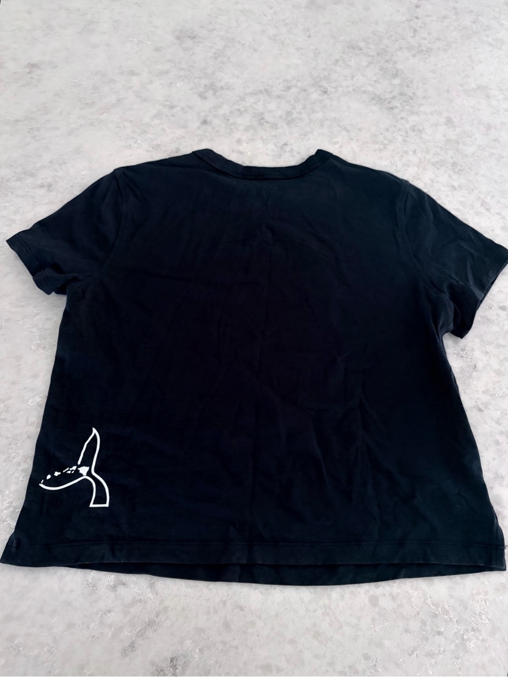 Lululemon Hawaii Whale Tee - Black/Size XS Rare